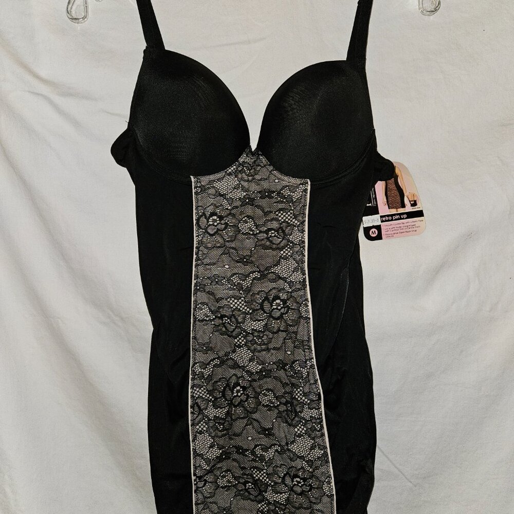 NWT Retro Girdle slip built in Bra MEDIUM - Picture 2 of 15